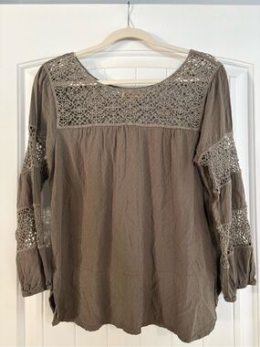Democracy women’s long sleeve top